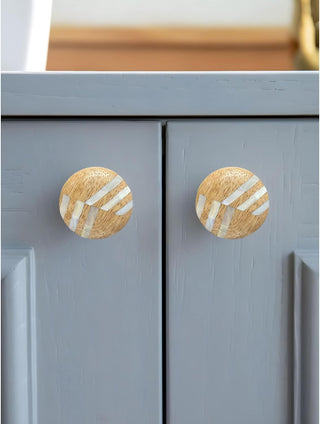 Renaksh Wooden Knobs | Mother of Pearl (Set of 6)