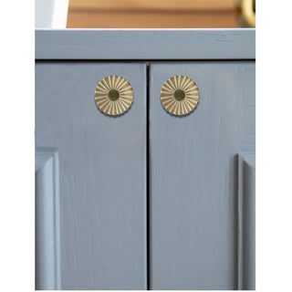 Siena White Wooden Knobs (Set of 6)