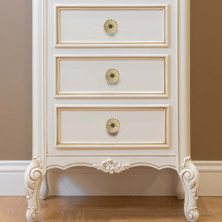 Siena White Wooden Knobs (Set of 6)